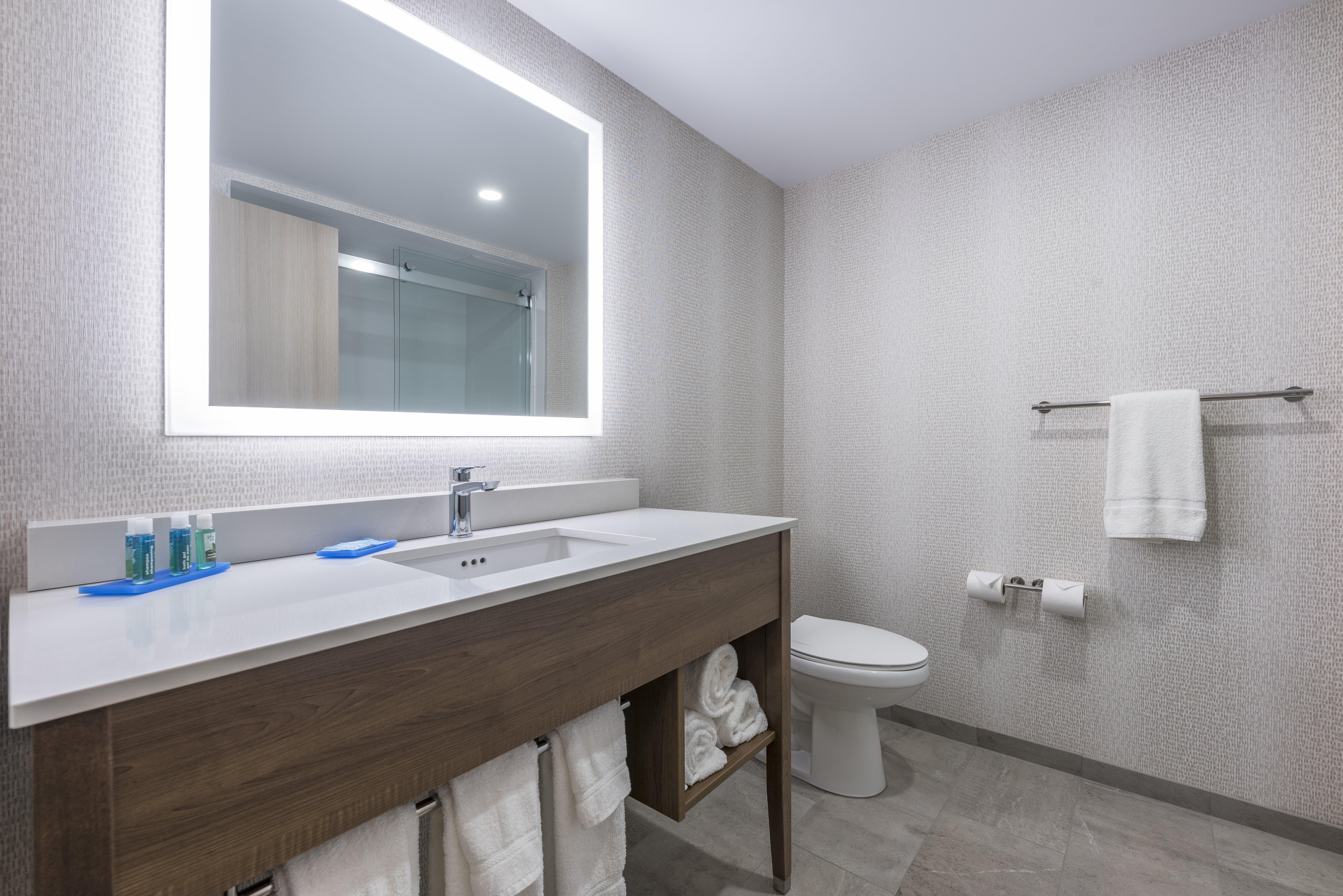 Holiday Inn Express & Suites Moncton By Ihg Esterno foto