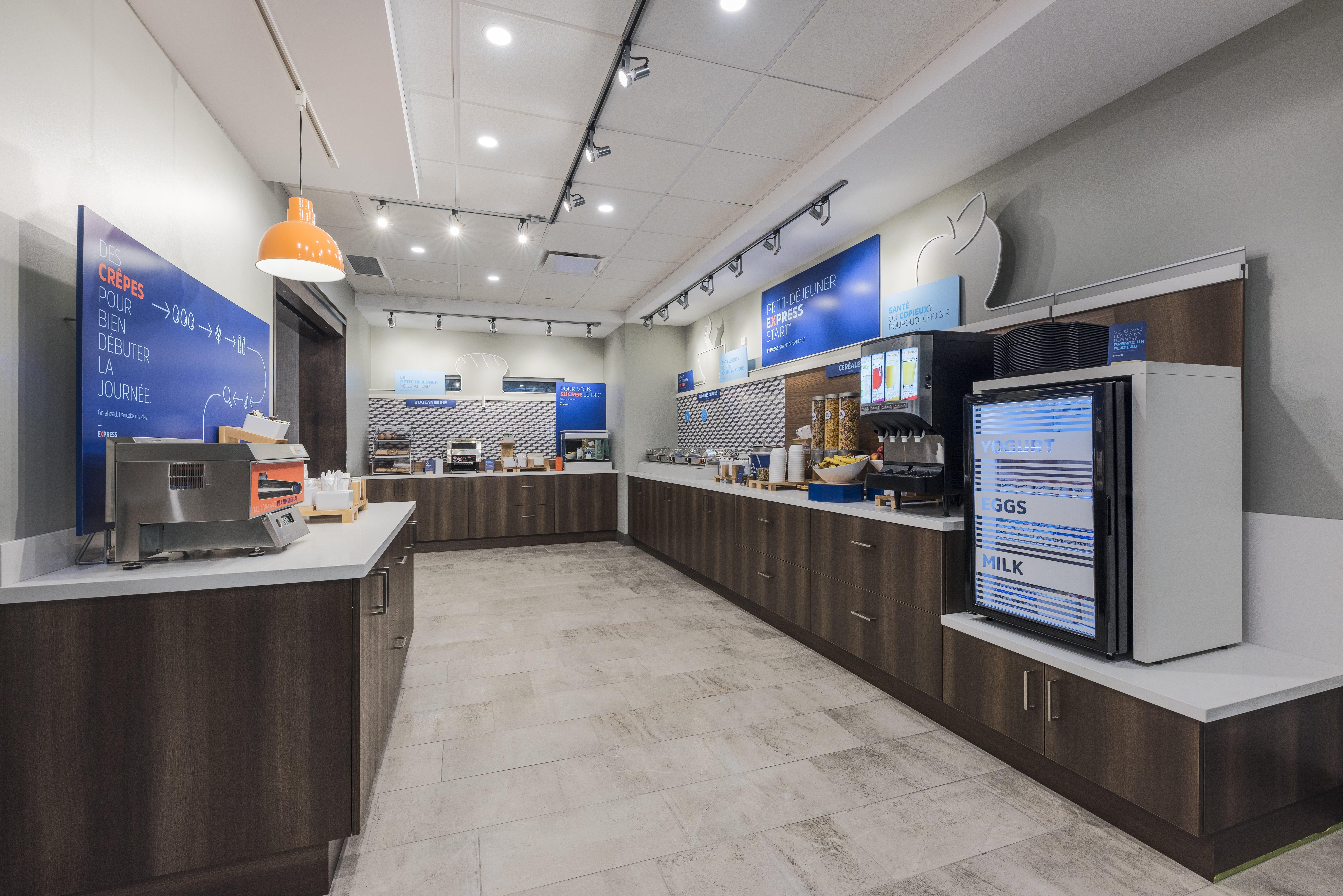 Holiday Inn Express & Suites Moncton By Ihg Esterno foto
