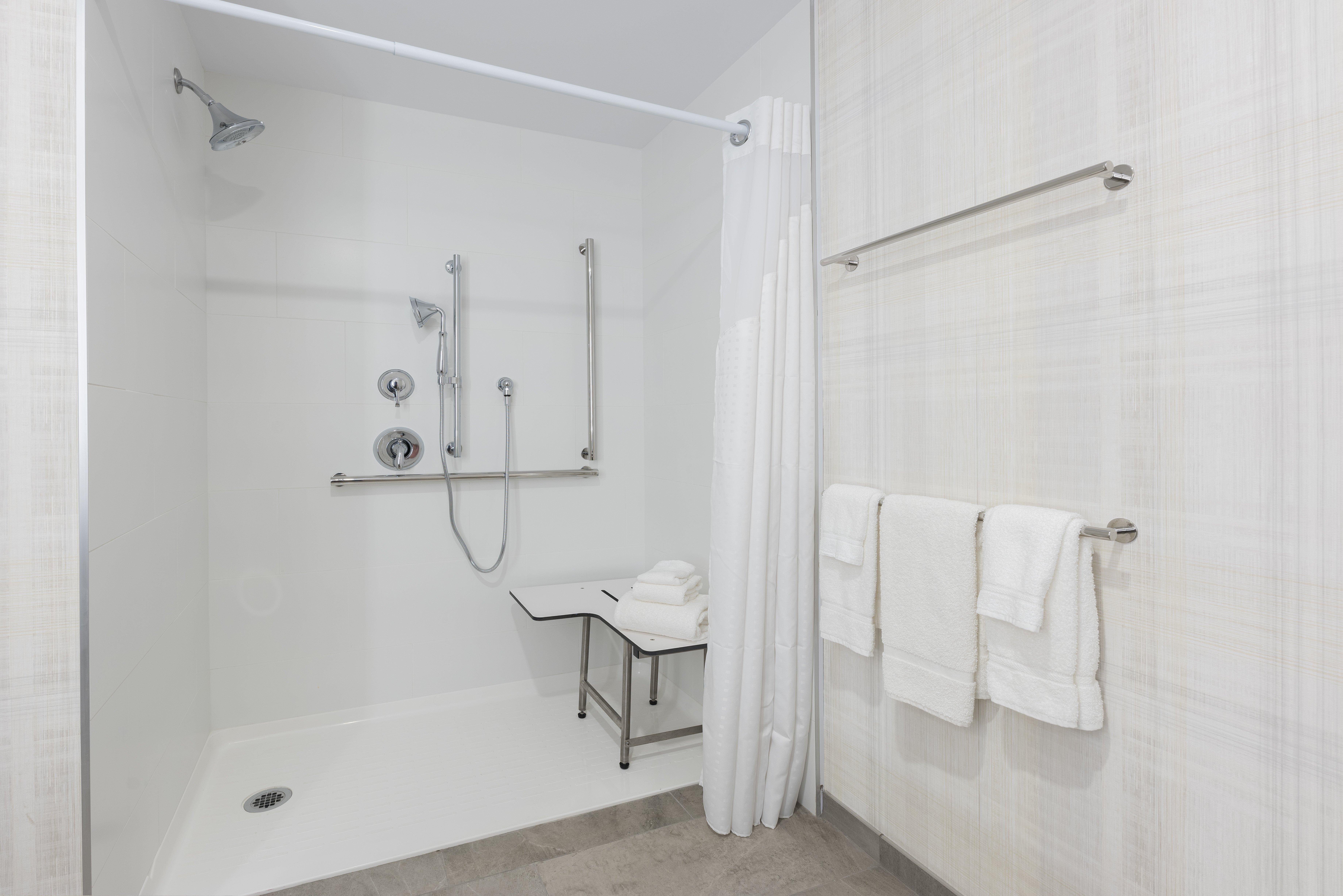 Holiday Inn Express & Suites Moncton By Ihg Esterno foto